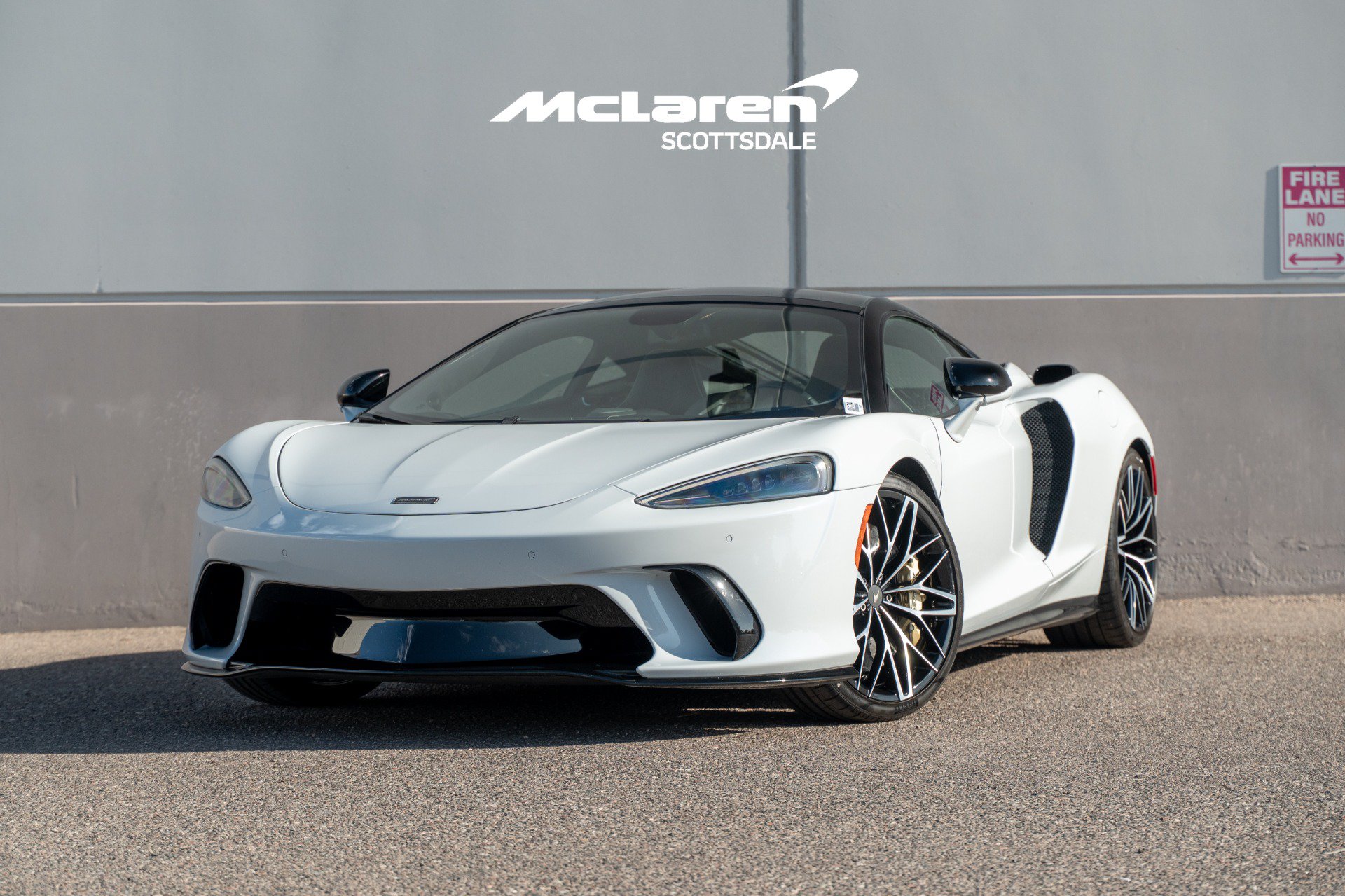 Used 2025 McLaren GTS RWD image 2