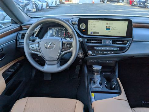 New 2025 Lexus ES 350 w/ Premium Package image 15