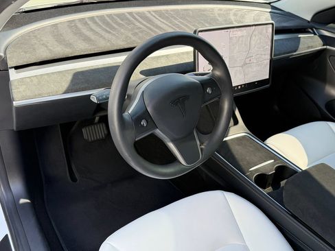 Used 2022 Tesla Model 3 Long Range AWD/4WD image 6