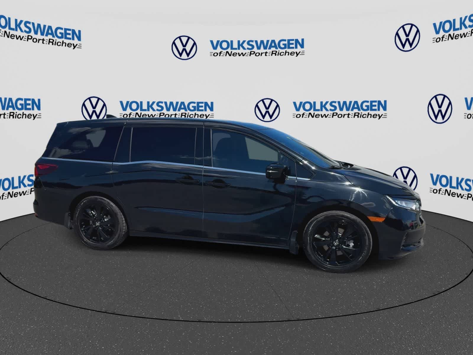 Used 2023 Honda Odyssey Sport image 9