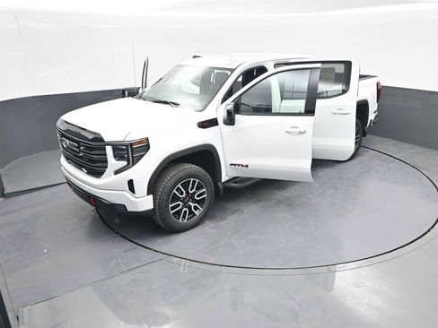 New 2026 GMC Sierra 1500 AT4 w/ AT4 Premium Package AWD/4WD image 44