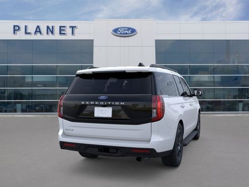 New 2026 Ford Expedition Active image 10