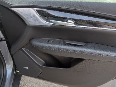 Used 2020 Cadillac XT5 Premium Luxury image 11