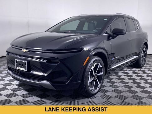 Certified 2024 Chevrolet Equinox EV LT FWD image 16