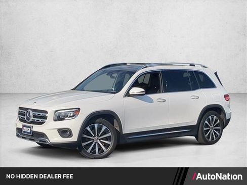 Used 2023 Mercedes-Benz GLB 250 4MATIC image 1