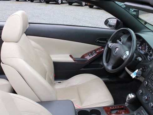Used 2007 Pontiac G6 GT w/ Premium Package FWD image 19