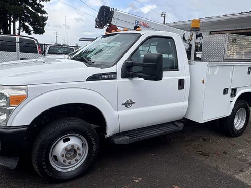 Used 2015 Ford F350 XL image 4