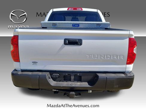 Used 2016 Toyota Tundra SR image 24