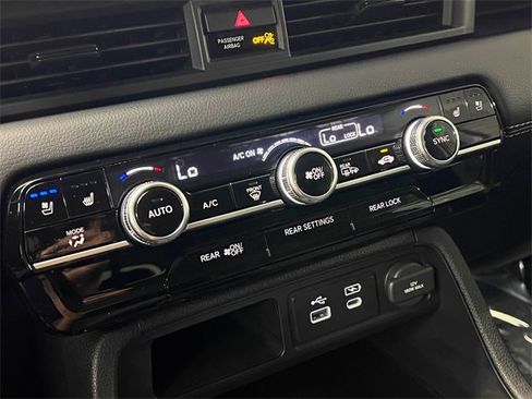 Used 2023 Honda Pilot Elite image 20