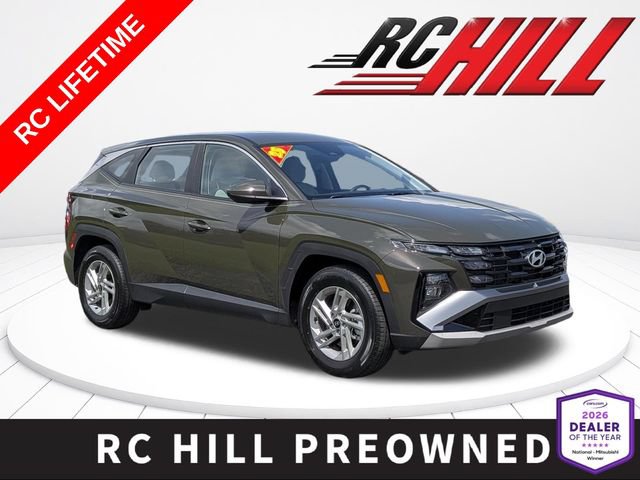 Used 2025 Hyundai Tucson SE FWD image 1