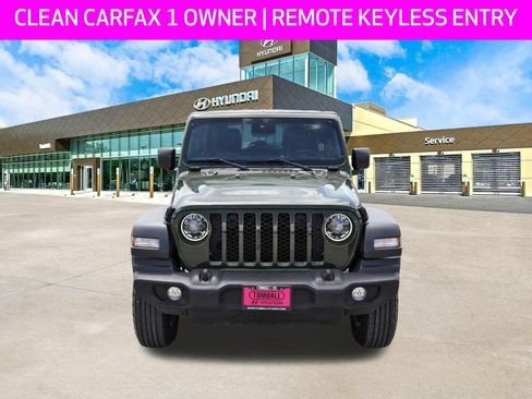 Used 2024 Jeep Wrangler Unlimited Sport AWD/4WD image 2