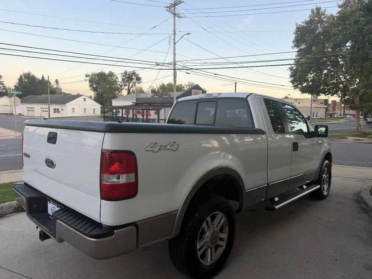 Used 2005 Ford F150 Lariat AWD/4WD image 8