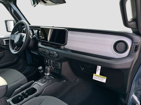 New 2026 Jeep Wrangler Unlimited Sport image 31