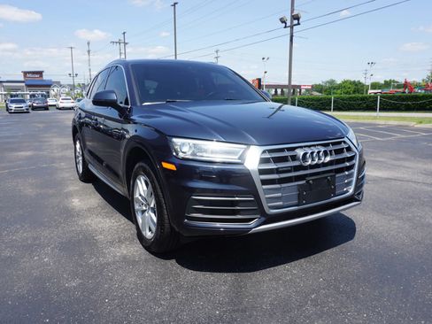 Used 2020 Audi Q5 2.0T Premium AWD/4WD image 3