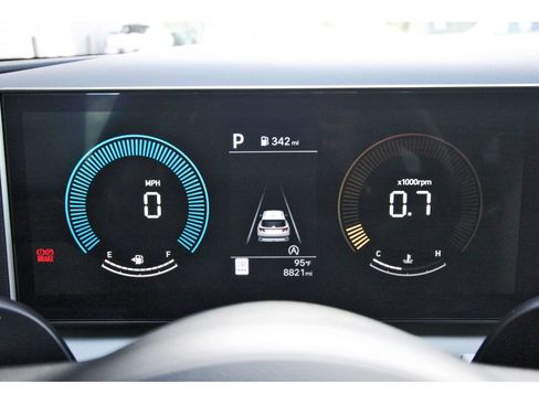 Certified 2026 Hyundai Tucson SEL Plus FWD image 16