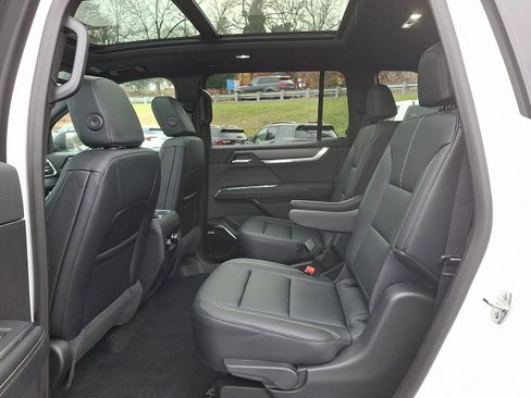 New 2026 GMC Acadia Elevation w/ Elevation Premium Package image 5