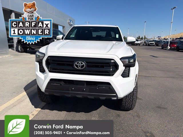 Used 2026 Toyota Tacoma SR5 AWD/4WD image 2
