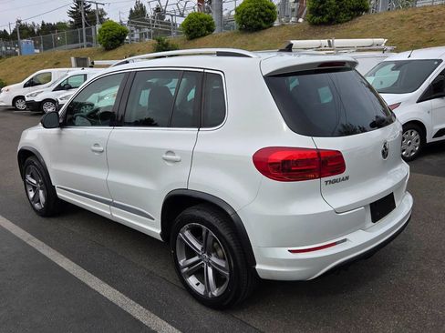 Used 2017 Volkswagen Tiguan Sport AWD/4WD image 5