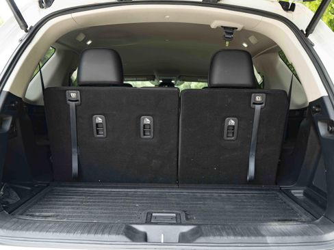 Used 2023 Honda Pilot EX-L image 44