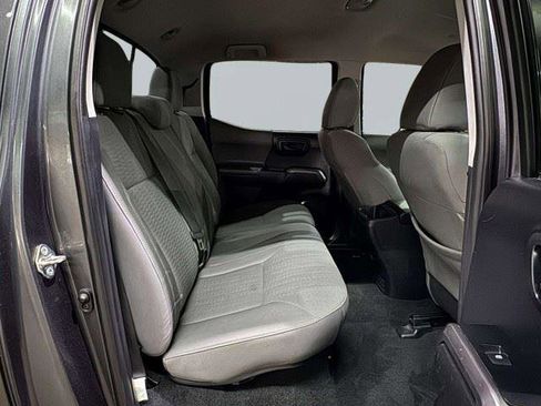 Used 2019 Toyota Tacoma SR5 RWD image 65