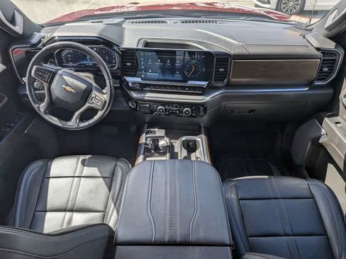 Used 2023 Chevrolet Silverado 1500 High Country AWD/4WD image 14
