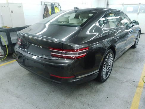 Used 2024 Genesis G80 image 4