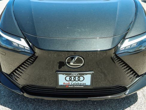 Used 2023 Lexus RZ 450e Premium w/ Technology Package AWD/4WD image 8