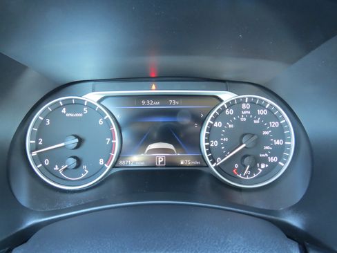 Used 2022 Nissan Sentra SV FWD image 21