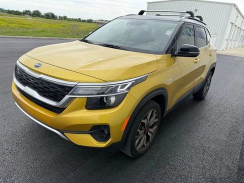 Used 2021 Kia Seltos S AWD/4WD image 4