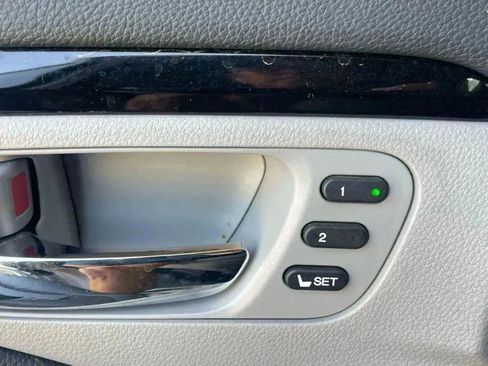 Used 2017 Honda Pilot Elite image 22