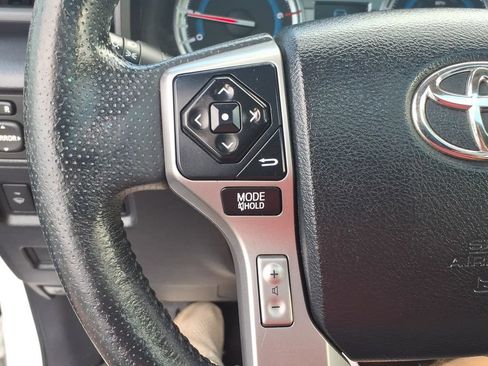 Used 2018 Toyota 4Runner SR5 Premium AWD/4WD image 18