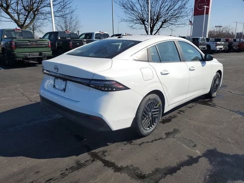 New 2026 Nissan Sentra SV w/ Floor Mat Package image 7