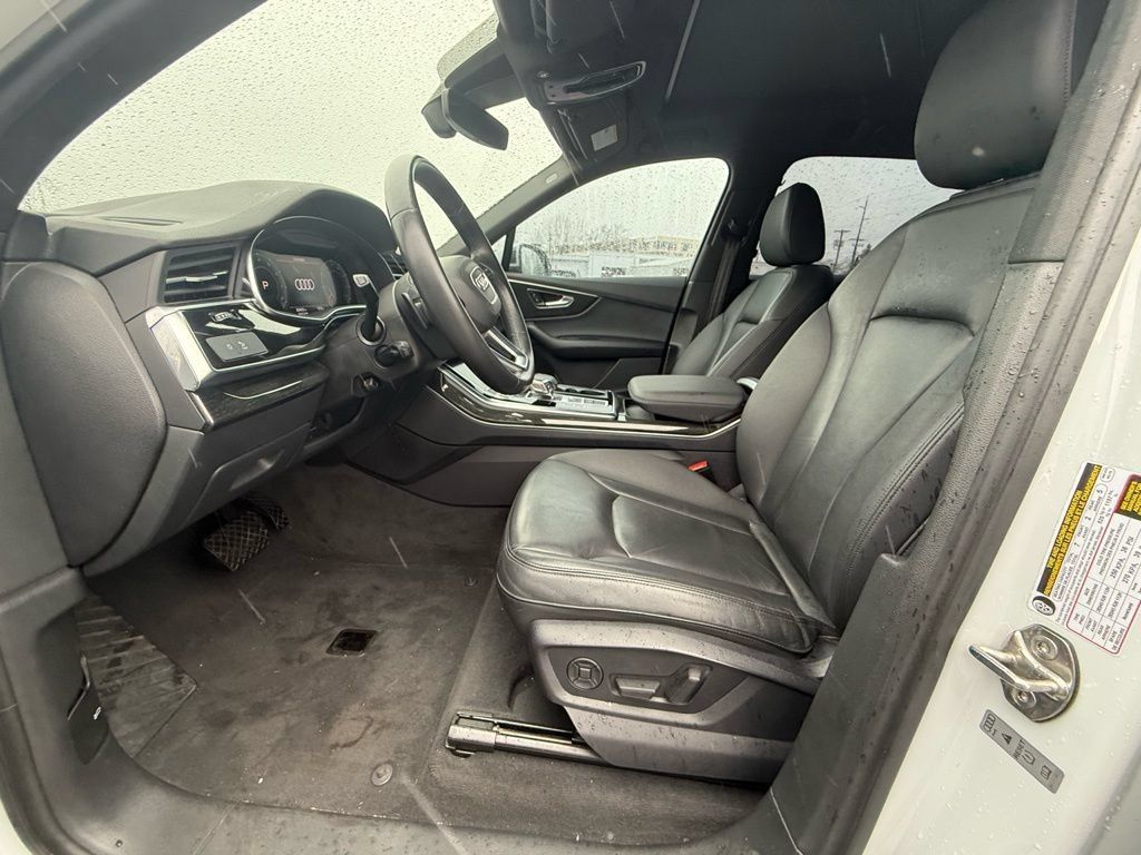 Used 2021 Audi Q7 3.0T Premium w/ Convenience Package AWD/4WD image 6