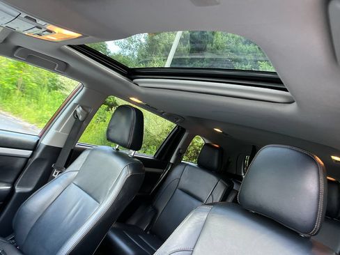 Used 2019 Toyota Highlander XLE AWD/4WD image 22