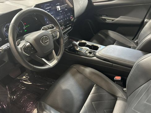 Used 2024 Lexus NX 350h AWD w/ Vision Package image 13
