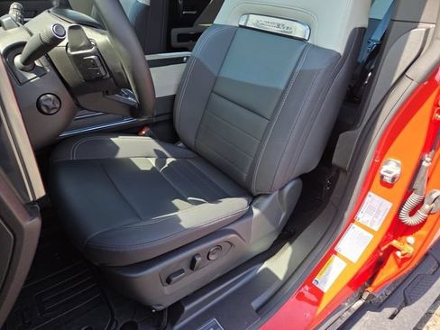 Used 2026 GMC Hummer EV SUV w/ LPO, Dark Essentials Package AWD/4WD image 26