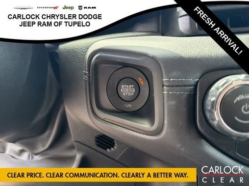 Used 2025 Jeep Wrangler Unlimited Sahara AWD/4WD image 20