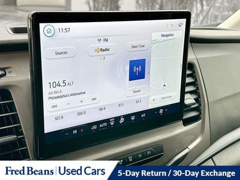 Used 2022 Ford Transit 350 XLT image 16