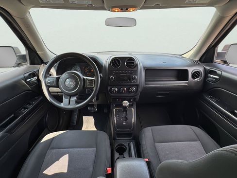 Used 2014 Jeep Patriot Sport w/ Power Value Group AWD/4WD image 23