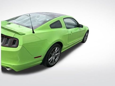 Used 2013 Ford Mustang GT Premium w/ Electronics Pkg RWD image 2