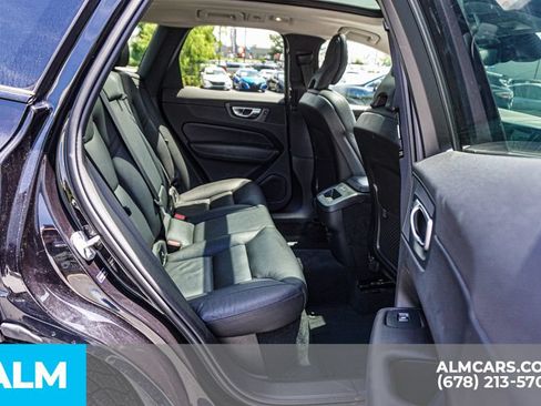 Used 2024 Volvo XC60 B5 Plus AWD/4WD image 22