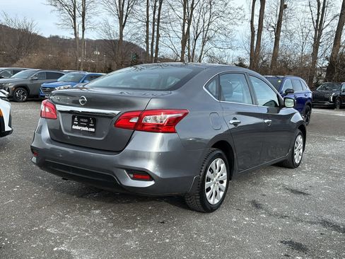 Used 2019 Nissan Sentra S image 3