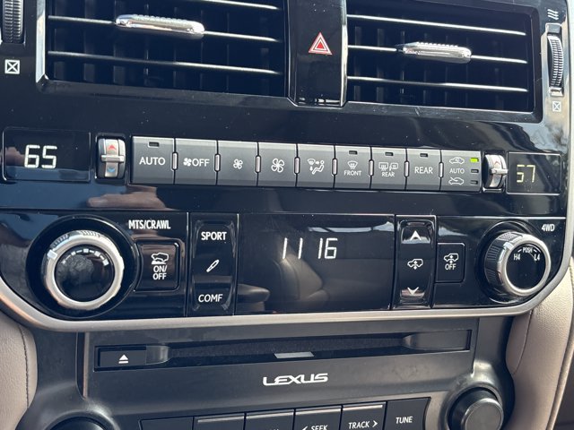 Used 2022 Lexus GX 460 Luxury w/ Off Road Package AWD/4WD image 39