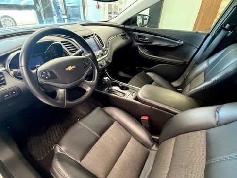 Used 2016 Chevrolet Impala LT w/ Convenience Package FWD image 15