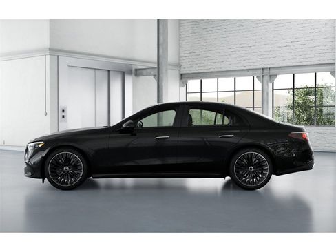 New 2026 Mercedes-Benz E 450 4MATIC Sedan image 34