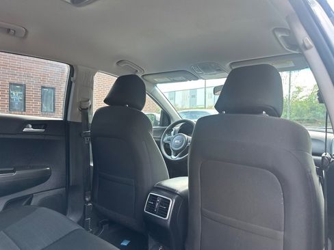 Used 2018 Kia Sportage LX image 17