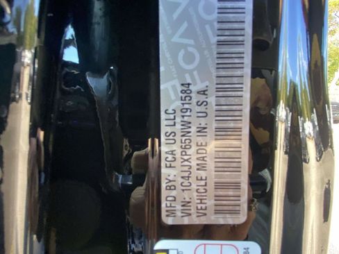 Used 2022 Jeep Wrangler Unlimited Sahara w/ Cold Weather Group image 13