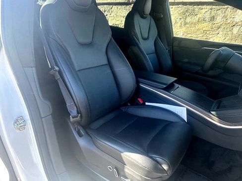 Used 2023 Tesla Model X image 41