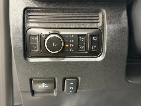 New 2026 Ford F450 Platinum w/ FX4 Off-Road Package image 34