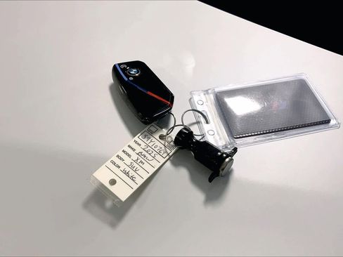 Used 2025 BMW XM image 15